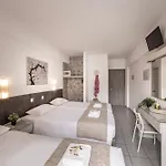 Cactus Hotel